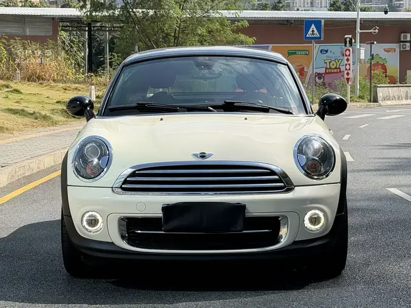 2012 Mini Coupe с пробегом 85 000 км