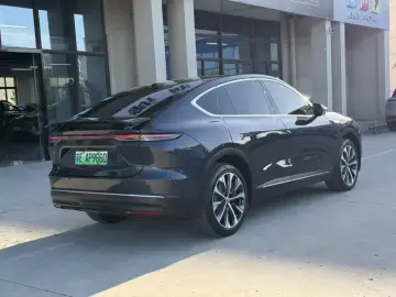 2023 Nio EC7 с пробегом 28 000 км