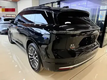 2025 Nio ES6 с пробегом 27 000 км