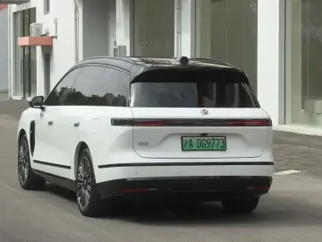 2026 Nio ES8 с пробегом 11 000 км