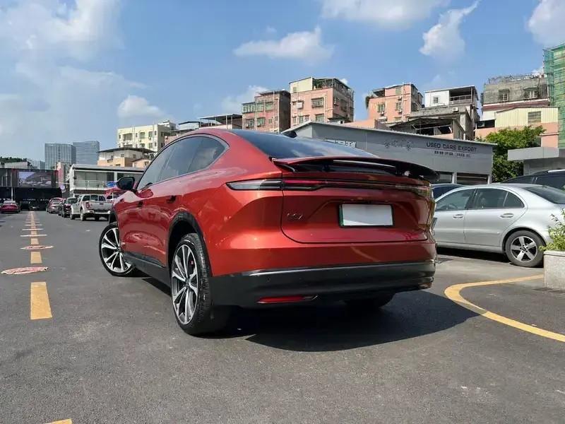 2023 Nio EC7 с пробегом 52 000 км