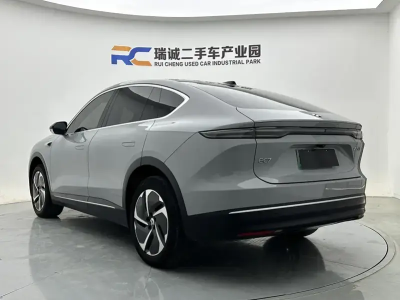 2023 Nio EC7 с пробегом 30 000 км