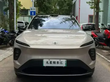2023 Nio EC7 с пробегом 64 000 км