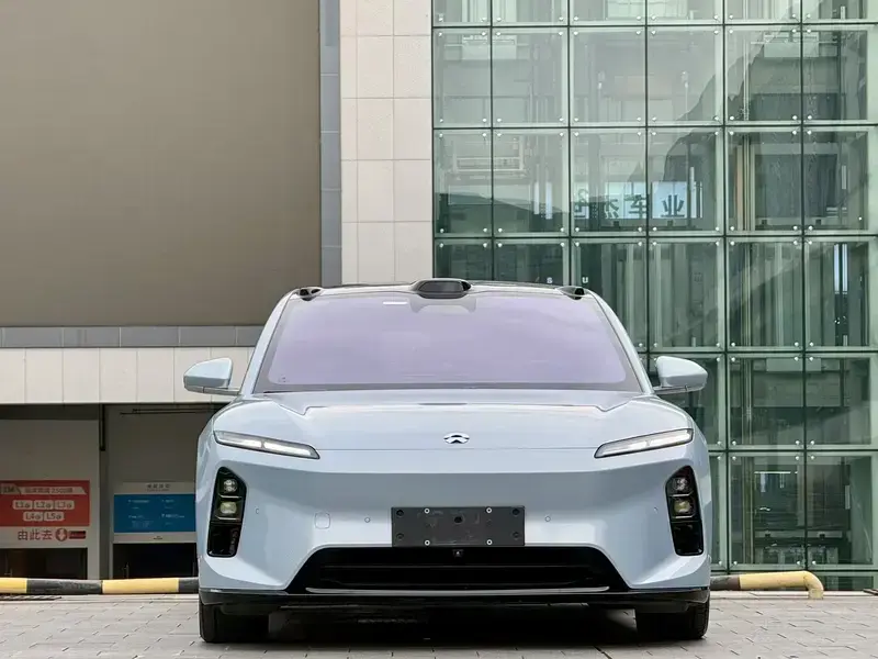 2025 Nio ET5 с пробегом 22 000 км