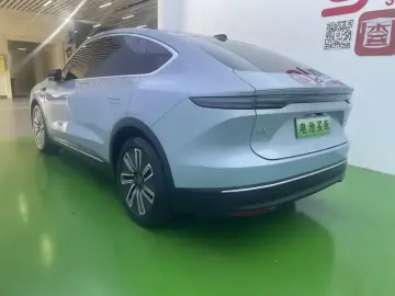 2023 Nio EC7 с пробегом 75 000 км