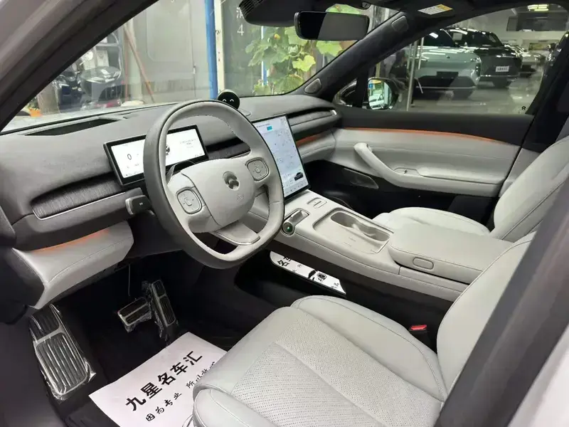 2023 Nio EC7 с пробегом 36 000 км