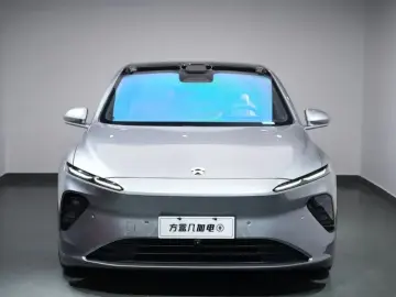 2024 Nio ET7 с пробегом 25 000 км