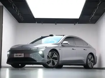 2024 Nio ET7 с пробегом 25 000 км