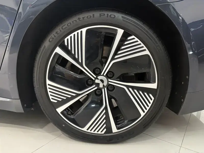 2021 Nio ET7 с пробегом 100 000 км