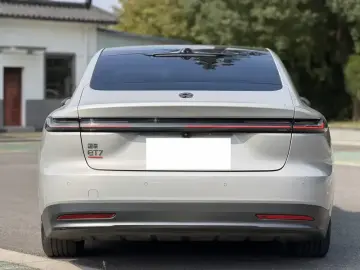 2021 Nio ET7 с пробегом 45 000 км