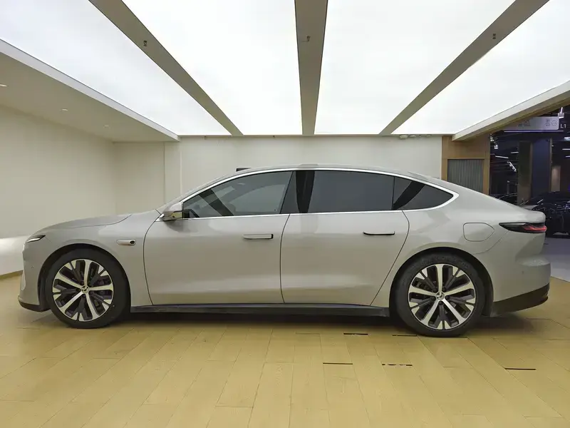 2024 Nio ET7 с пробегом 49 400 км