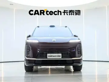 Nio ES9