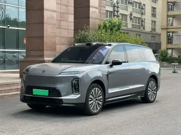 Nio ES9