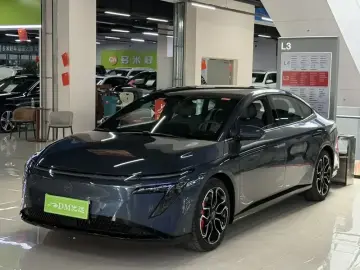 2025 Nissan N7 с пробегом 7 900 км