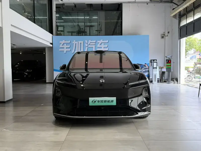 2025 Nio ET9 с пробегом 39 700 км