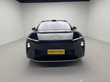 2025 Nio ET9 с пробегом 1 100 км