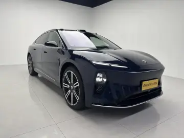 2025 Nio ET9 с пробегом 1 100 км