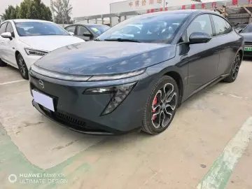 Nissan N7