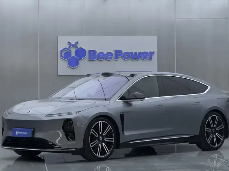 2025 Nio ET9 с пробегом 41 100 км