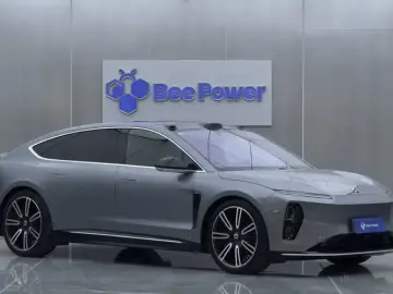 2025 Nio ET9 с пробегом 41 100 км