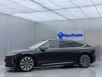 2025 Nio ET9 с пробегом 29 100 км