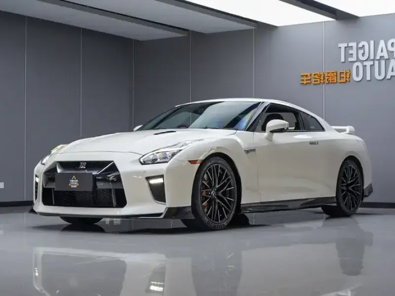 2023 Nissan GT-R с пробегом 9 000 км