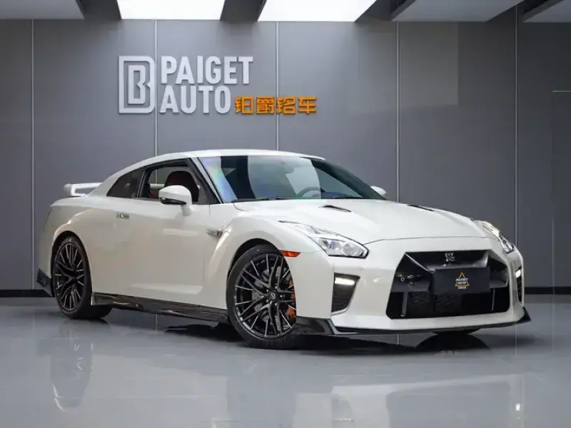 2023 Nissan GT-R с пробегом 9 000 км