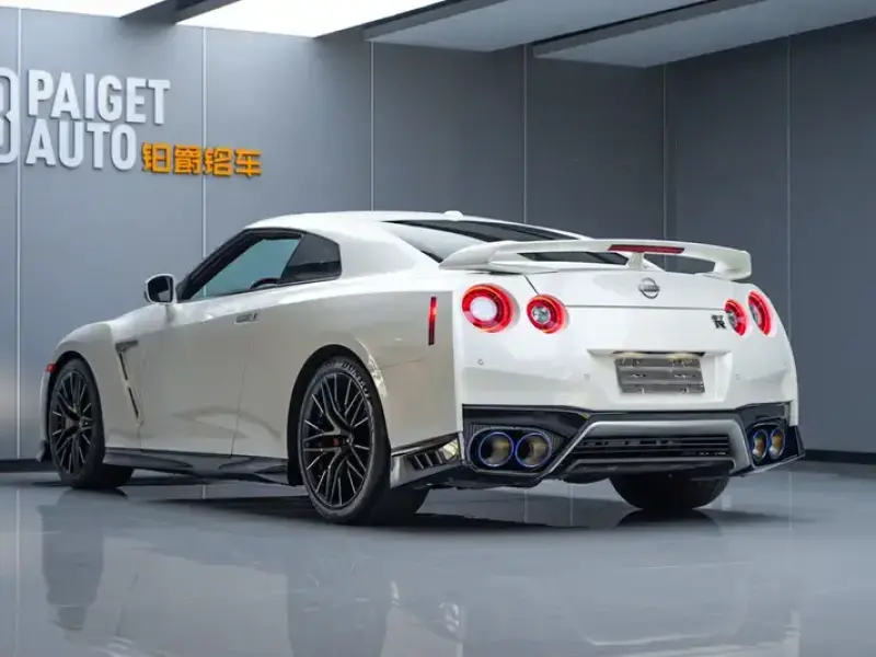 2023 Nissan GT-R с пробегом 9 000 км