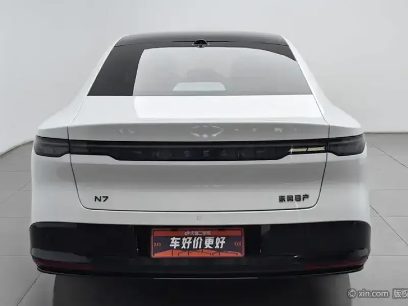 2025 Nissan N7 с пробегом 15 900 км