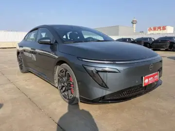 2025 Nissan N7 с пробегом 15 400 км