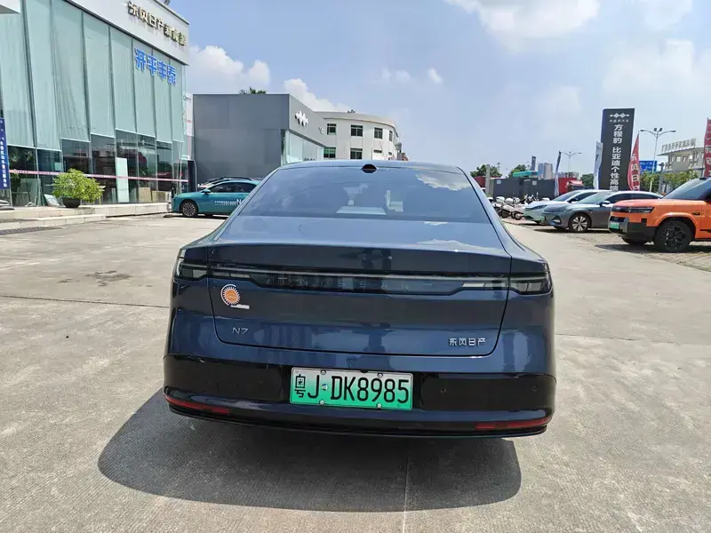 2025 Nissan N7 с пробегом 12 000 км