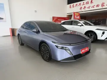 2026 Nissan N6 с пробегом 8 000 км