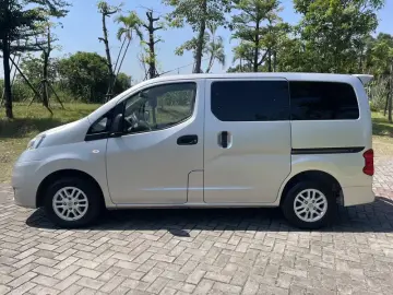 2014 Nissan NV200 с пробегом 160 000 км