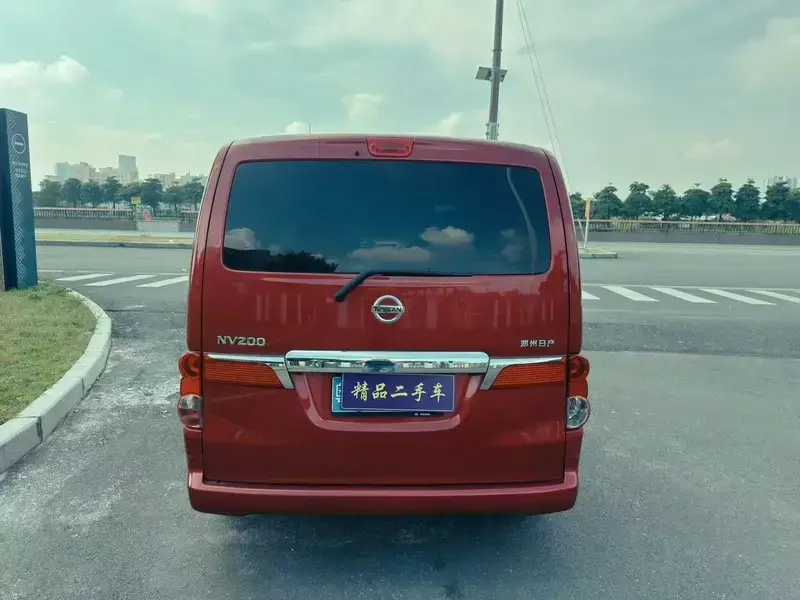 2014 Nissan NV200 с пробегом 113 000 км