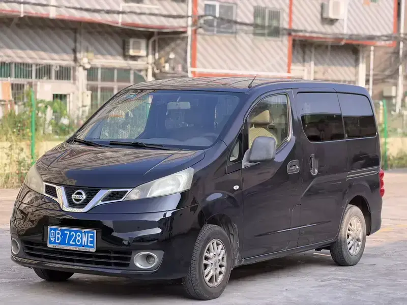 2014 Nissan NV200 с пробегом 190 000 км