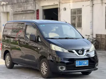 2014 Nissan NV200 с пробегом 190 000 км