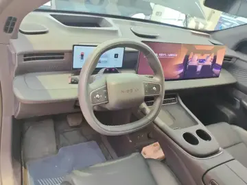 2026 Nissan NX8 с пробегом 2 000 км