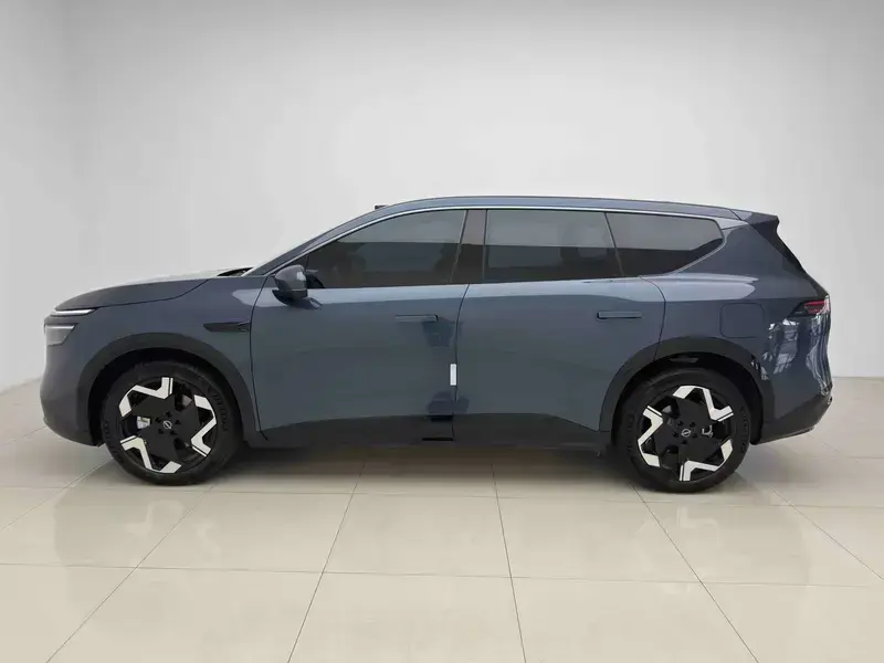 2026 Nissan NX8 с пробегом 3 300 км