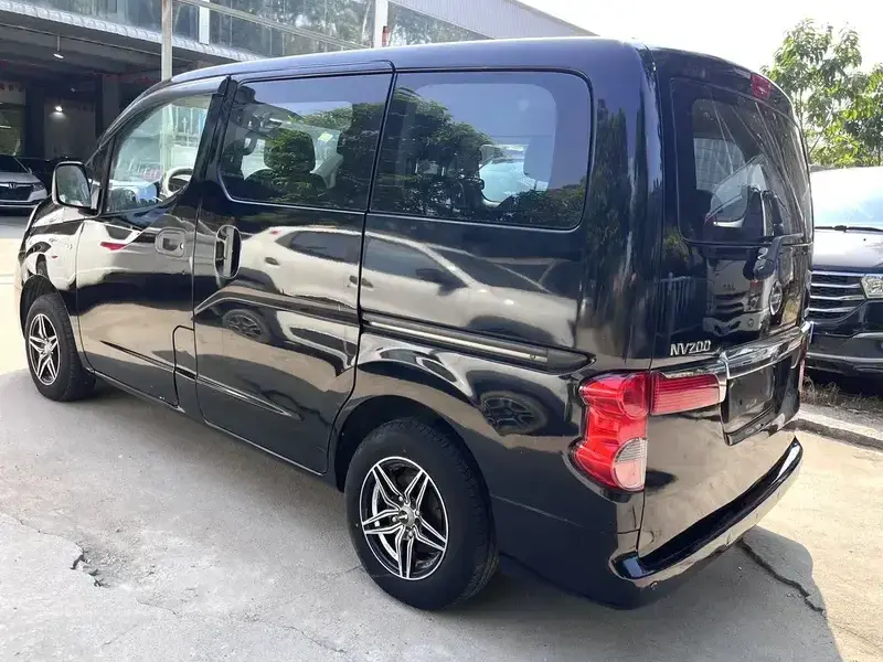 2013 Nissan NV200 с пробегом 115 000 км