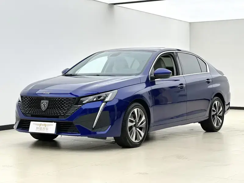 2022 Peugeot 408 с пробегом 16 000 км