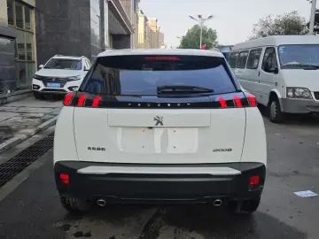 2022 Peugeot 2008 с пробегом 19 000 км
