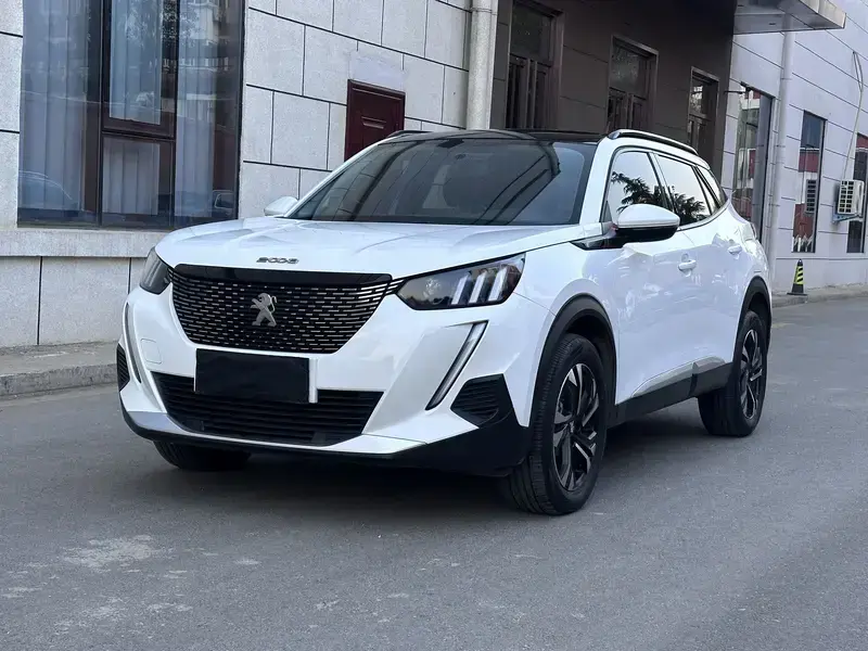 2022 Peugeot 2008 с пробегом 31 000 км
