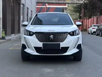 2022 Peugeot 2008 с пробегом 31 000 км