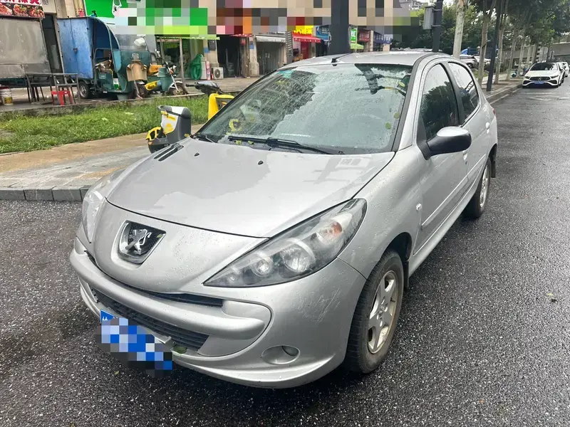 2011 Peugeot 207 с пробегом 90 000 км