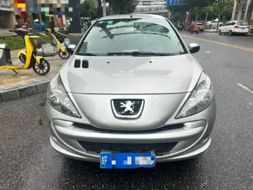 2011 Peugeot 207 с пробегом 90 000 км