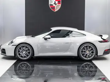 2025 Porsche 911 с пробегом 6 000 км