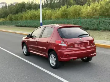 2011 Peugeot 207 с пробегом 115 000 км