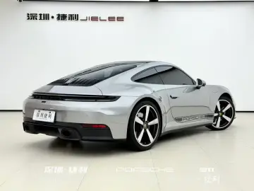 2025 Porsche 911 с пробегом 7 000 км