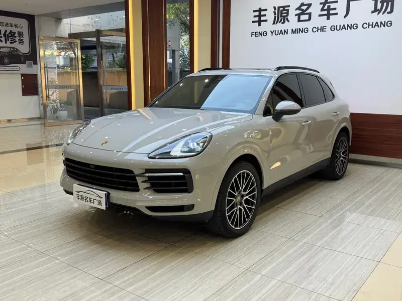 2023 Porsche Cayenne с пробегом 34 000 км