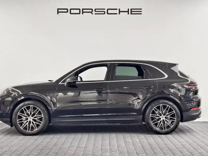 2024 Porsche Cayenne с пробегом 35 000 км